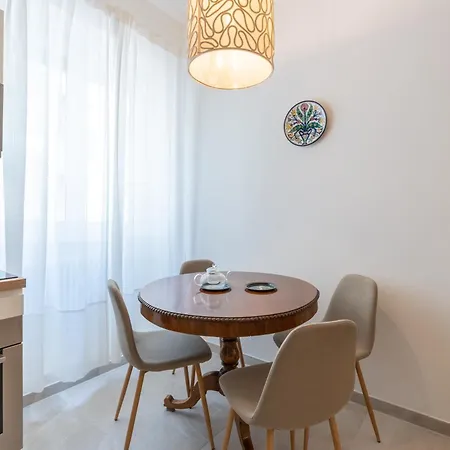 Apartament Luxury - Colosseo 10 Min *
